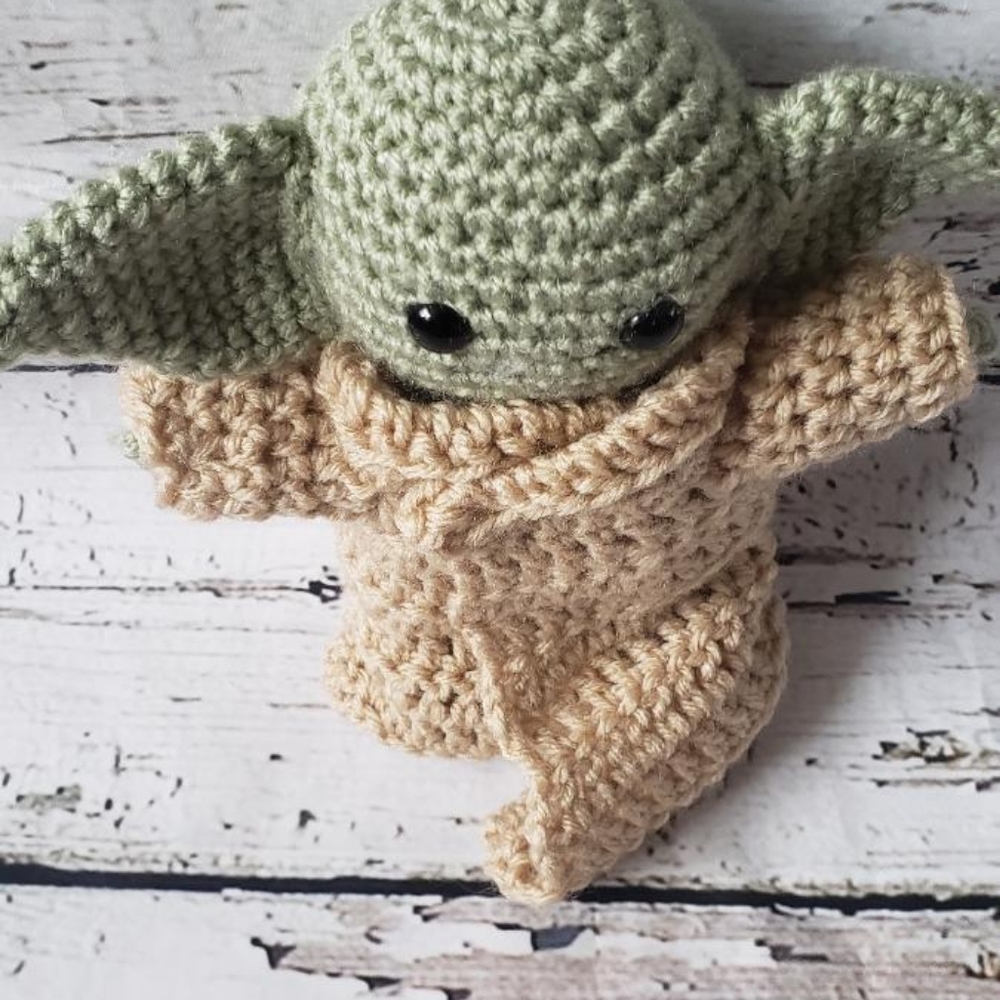 Crochet Baby Yoda Inspired Amigurumi - Picture 5 of 8